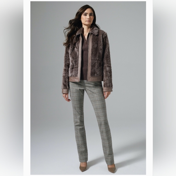 Brown Teddy Jacket with Structured Silhouette and High Collar - Picture 4 of 6